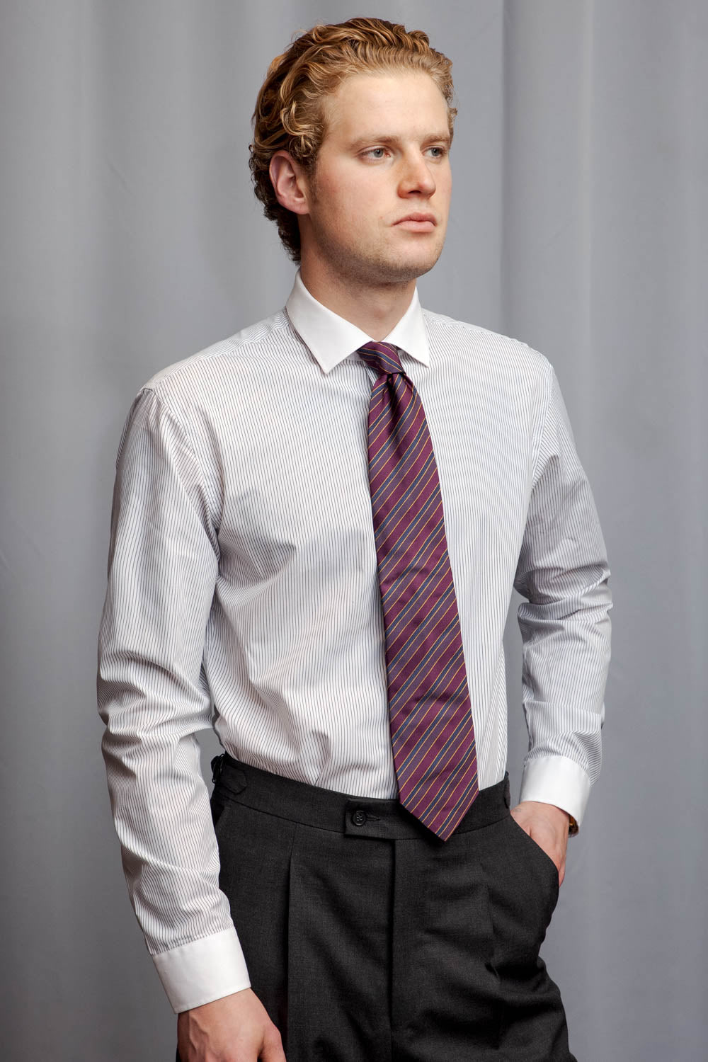 Ante - Poplin - Cutaway krave - Grå Strib