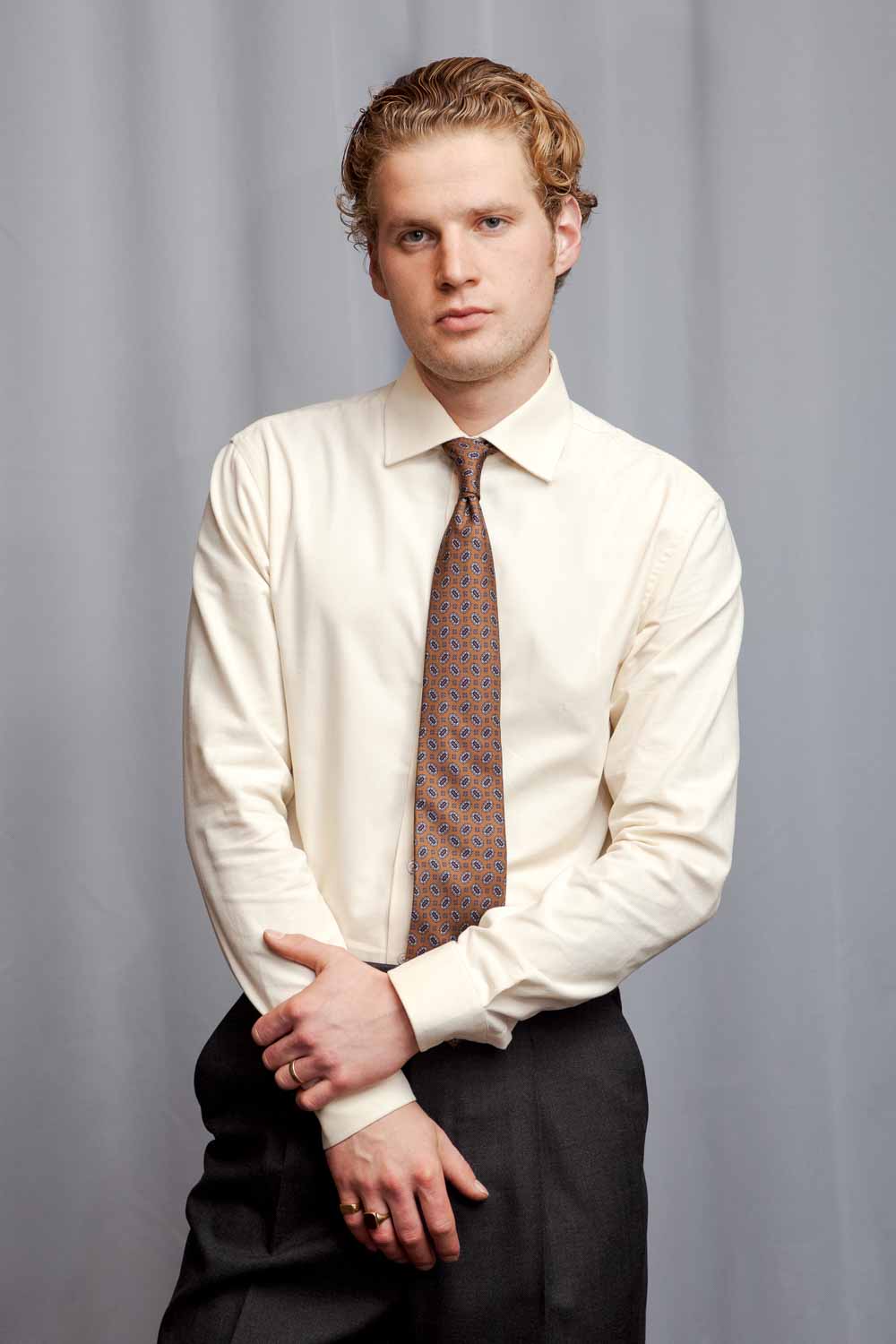 Ante - Babyfløjl - Cutaway krave - Creme