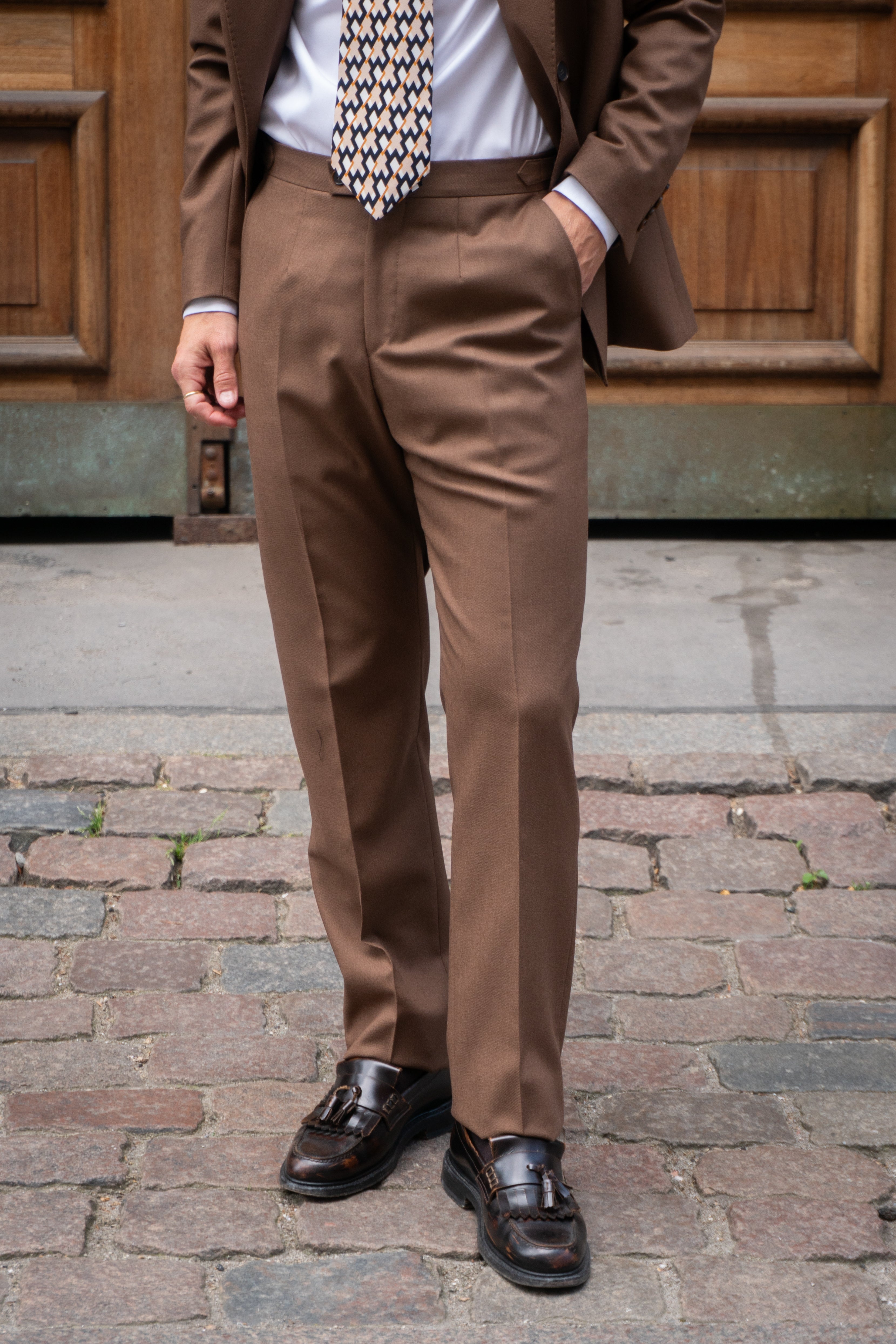 Suit – Double Breasted - 4ply Wool – Rogna - Camel