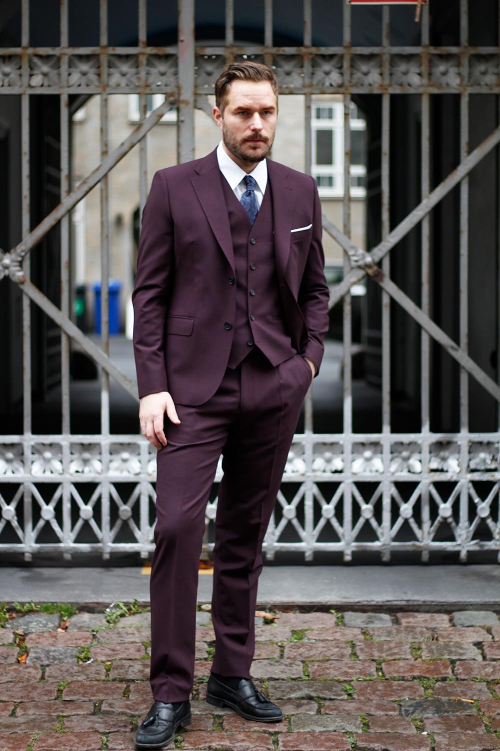 Mod Male: Sharp Stylings #28: Paul Smith Suit Styling | Paul smith suits,  Fashion men 2014, Grey 3 piece suit